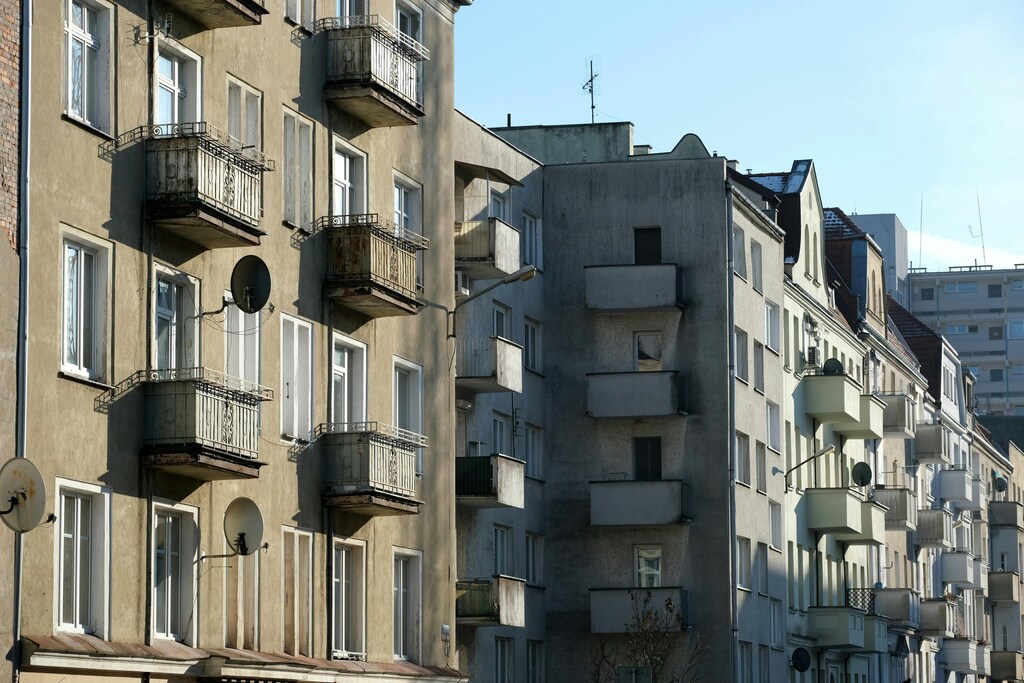 Między własnością a elastycznością. Czy wynajem staje się dominującą formą zamieszkania?